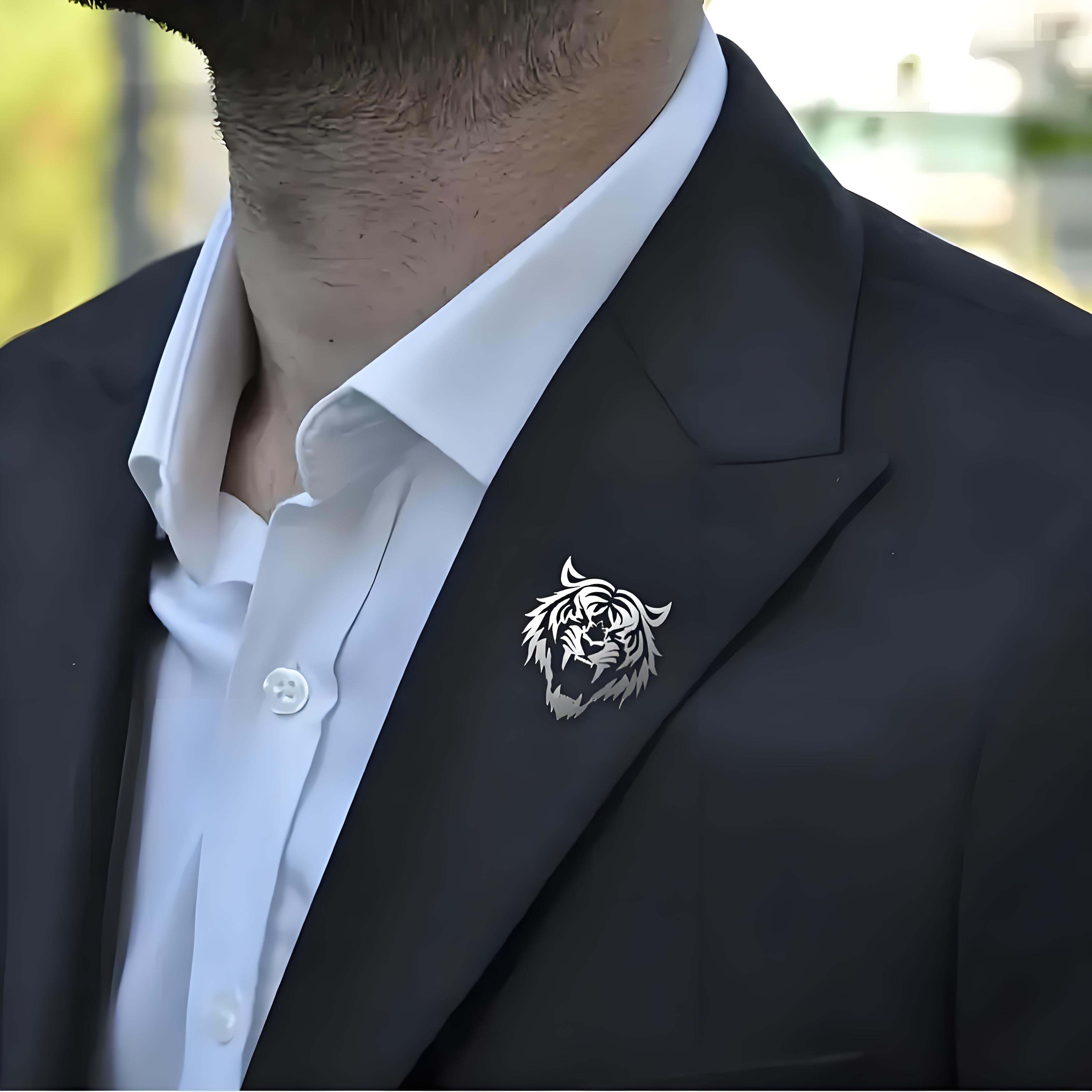 Men Accessories To Wear - Heren roestvrijstalen tijgerkop reversspeld, holle ontwerpbroche,