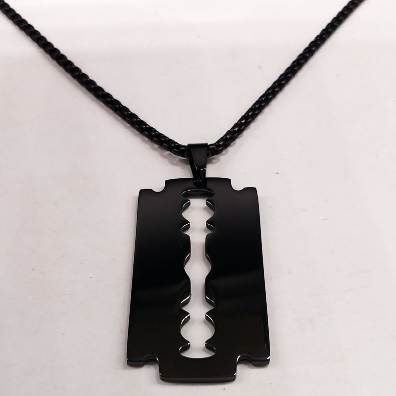 Gothic Blade Scheermes Hanger  - Men Accessories Aesthetic recensie en prijs